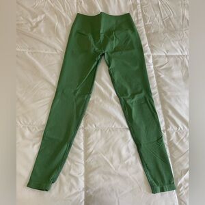 New Alphalete Amplify Leggings Size Medium